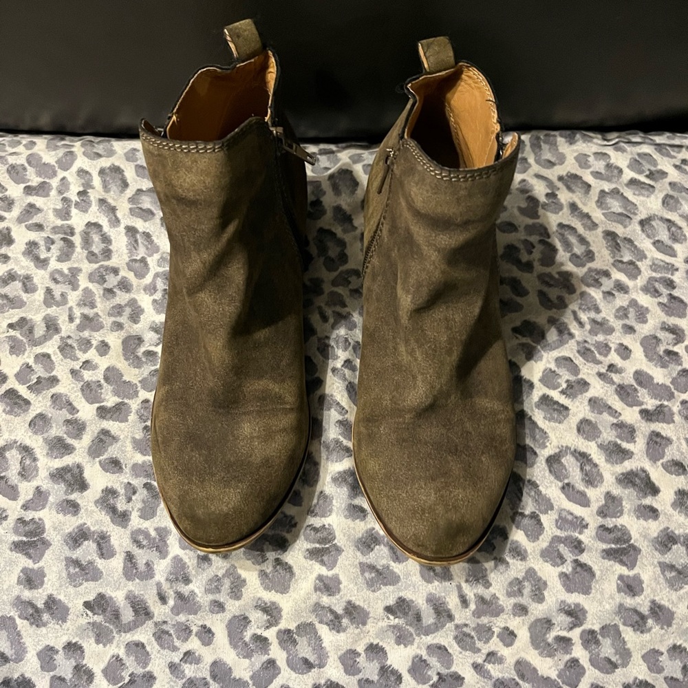 Lucky brand boots